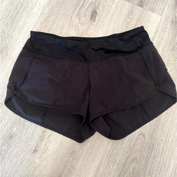 Lululemon Speed Up Short Sz 6 - Picture 1 of 1